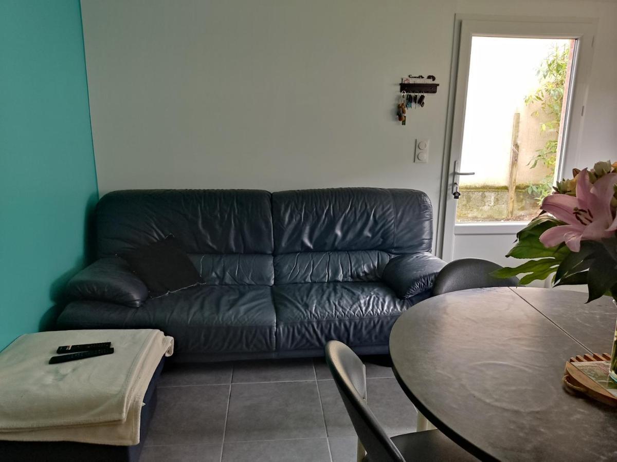 Maisonnette Cosy Bien Situee Dol-de-Bretagne Eksteriør billede
